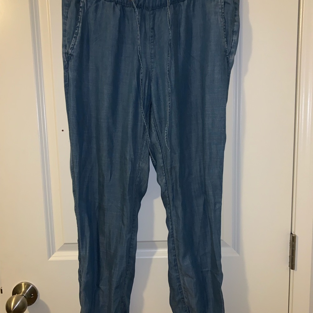 Jean pants
